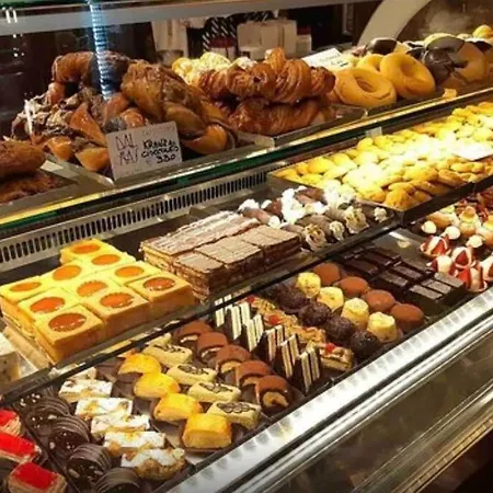 The Real Venetian Daire