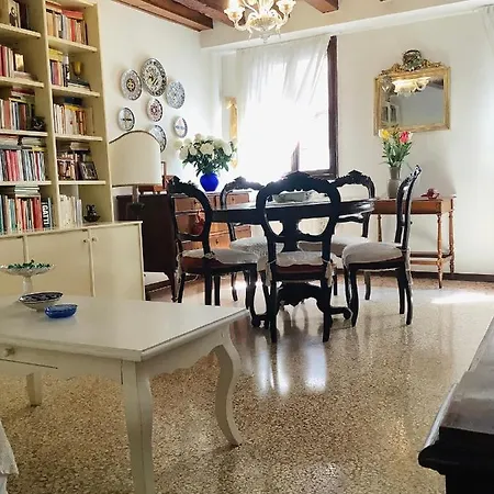 Apartment The Real Venetian *